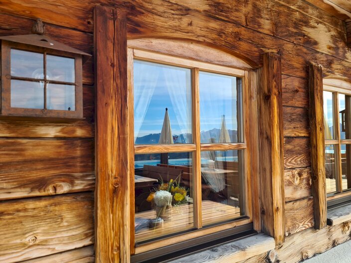 Fenster Bergrestaurant Sommer in Serfaus-Fiss-Ladis in Tirol | © Serfaus-Fiss-Ladis Marketing GmbH