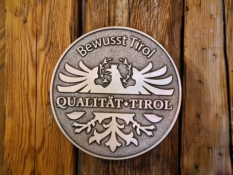 Prämerierung Münze Bewusst Tirol der Agrargemeinschaft anBergrestaurant Lassida der Seilbahn Komperdell GmbH  | © Serfaus-Fiss-Ladis Marketing GmbH