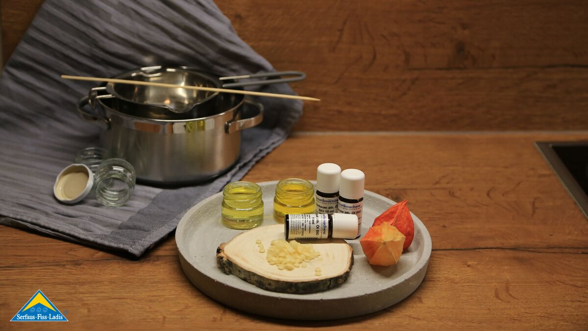 Selbstgemachter Erkältungsbalsam aus Serfaus-Fiss-Ladis in Tirol | © Serfaus-Fiss-Ladis Marketing GmbH