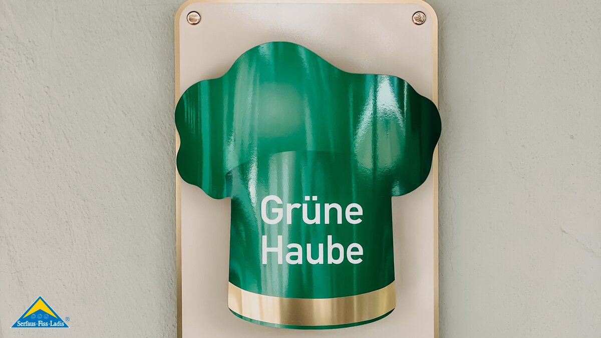 Auszeichnung Grüne Haube, verliehen von der Styria vitalis an das Chesa Monte in Fiss | © Serfaus-Fiss-Ladis Marketing GmbH | Rene Raggl