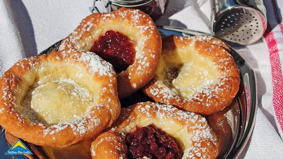 Zoachna Kichla Gericht Süßspeise Tirol Familienregion Serfaus-Fiss-Ladis Bauerngerichte Fisser Kochbuch | © Katholischer Familienverband Fiss