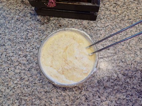 Der Kaiserschmarrn ist ein beliebter Hüttenklassiker in Serfaus-Fiss-Ladis Tirol Österreich und kann auch als Apfelschmarrn serviert werden | © Serfaus-Fiss-Ladis Marketing GmbH