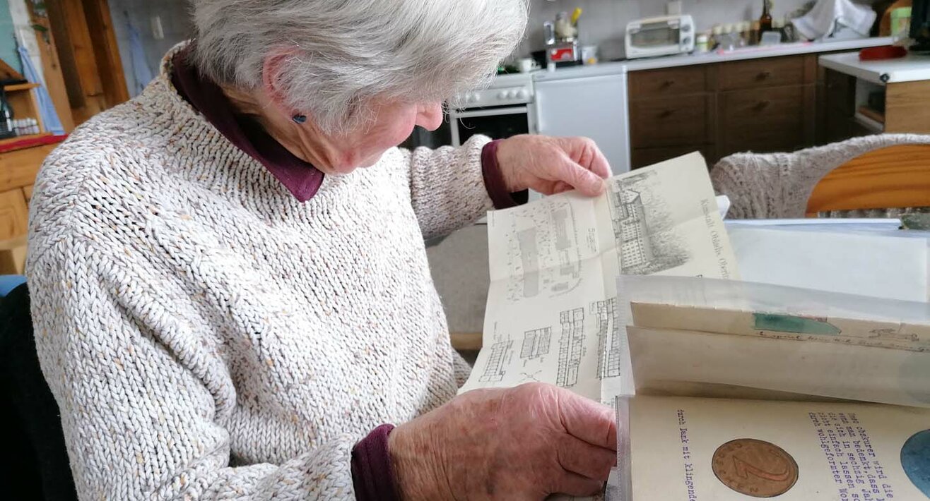 Burgl Kirschner ist Seniorchefin des Heil- und Mineralquelle Tiroler Sauerbrunn und des damaligen Kurhotels in Obladis in der heutigen Ferienregion für die ganze Familie Serfaus-Fiss-Ladis in Tirol. | © Burgl Kirschner