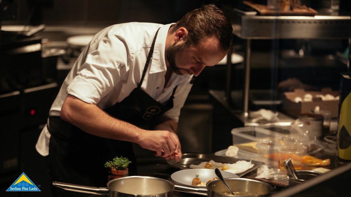 Haubenkoch im Interview Chef de Cuisine Schlosshotel Fiss  | © Schlosshotel Fiss | Bureau Rabensteiner