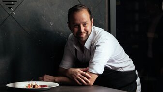 Blog Serfaus-Fiss-Ladis Haubenkoch im Schlosshotel  | © Schlosshotel Fiss | Bureau Rabensteiner