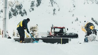 Snowparks bauen Goffi Gram Blogbeitrag Familienregion Serfaus-Fiss-Ladis in Tirol | © Goffi Gram