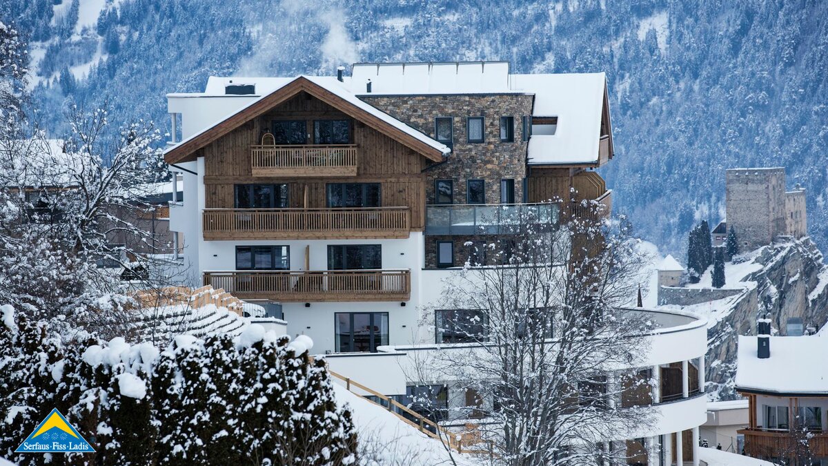 Hotel Das Landerer in Ladis mit Restaurant R35 Haubenkoch Patrick Landerer Familienregion Serfaus-Fiss-Ladis in Tirol | © danielzangerl.com