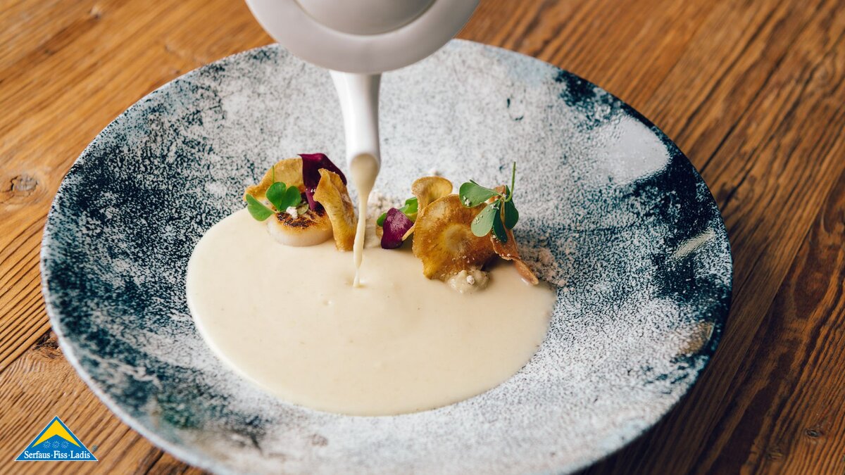 Gericht mit regionalen Produkten im Restaurant Köhles Kulinarium in Serfaus-Fiss-Ladis | © Stefan Koehle GmbH & Co KG 