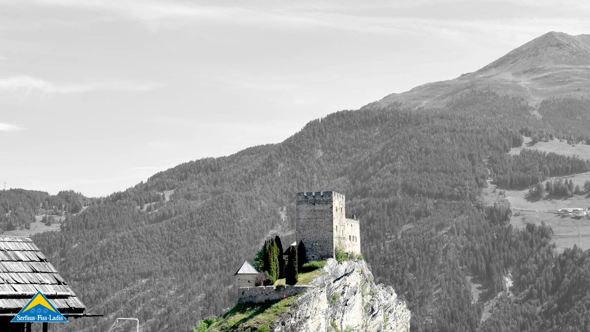 Der Blick auf die majestätische Burg Laudeck hoch über dem Inntal in Serfaus Fiss Ladis in Tirol | © Serfaus Fiss Ladis