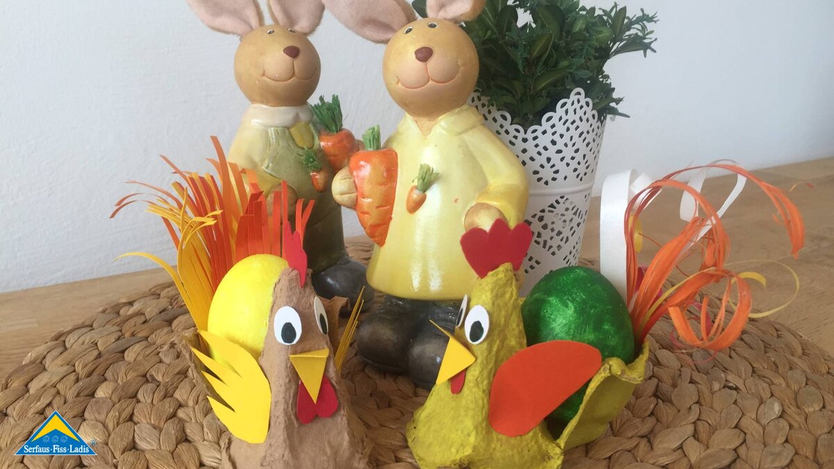 Unser Oster-Basteltipp sind wilde und bunte Hühner aus Eierschachteln | © Serfaus-Fiss-Ladis