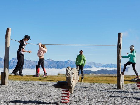 Im Kinder-Bergwerk in Fiss in Tirol ist Geschicklichkeit gefragt | © Serfaus-Fiss-Ladis Marketing GmbH | christianwaldegger.com