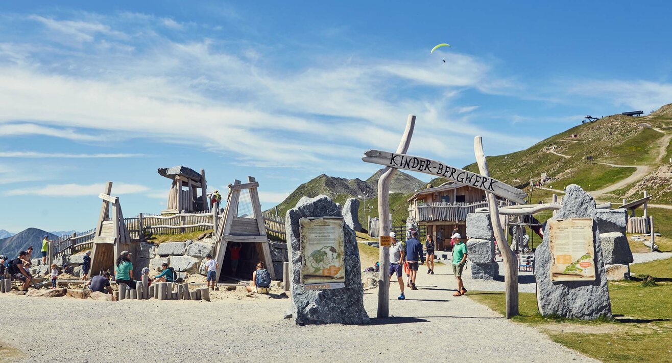 Spieleabenteuer im Kinder-Bergwerk in Fiss in der Familienregion Serfaus Fiss Ladis in Tirol | © Fisser Bergbahnen GmbH | christianwaldegger.com