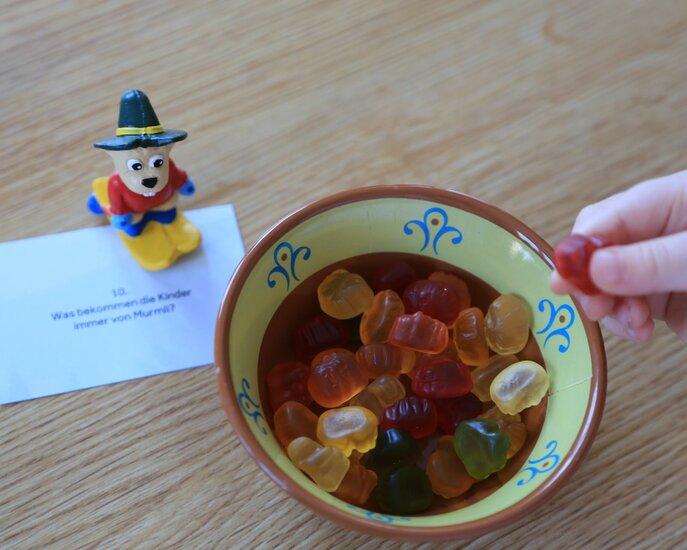 Spiel mit Fragen über Murmli und Berta Spielanleitung Blog Serfaus-Fiss-Ladis | © Serfaus-Fiss-Ladis Marketing GmbH