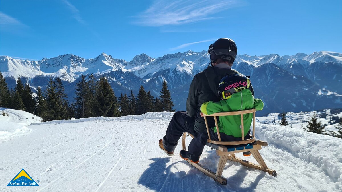 Rodeln in der Familienregion Serfaus-Fiss-Ladis familienfreundliche Rodelbahn im Winter in Tirol | © Serfaus-Fiss-Ladis Marketing GmbH