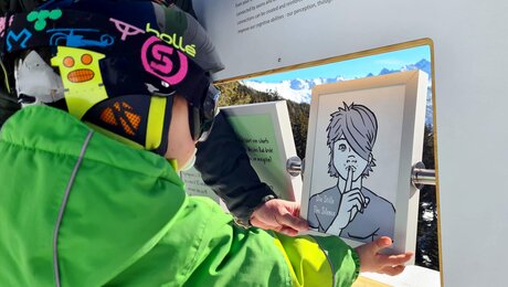 Fisser Kraft- und Sinnesweg Winterwanderweg von Steinegg hinunter, ab der Mittelstation Schönjochbahn in Serfaus-Fiss-Ladis in Tirol | © Serfaus-Fiss-Ladis Marketing GmbH