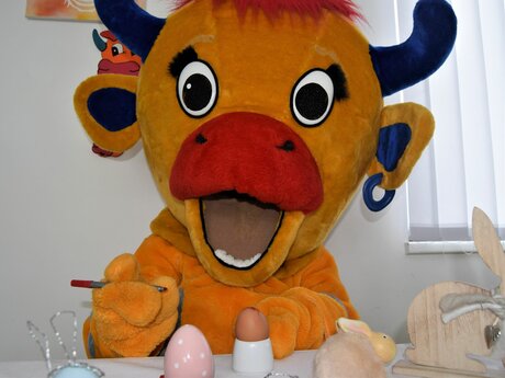 Frühstückseier für Ostern mit Gesicht bemalen in Serfaus-Fiss-Ladis | © Serfaus-Fiss-Ladis Marketing GmbH