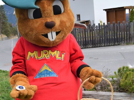 Blumige Salzteiganhänger von dem Maskottchen Murmli - Kinderblog Serfaus-Fiss-Ladis | © Serfaus-Fiss-Ladis Marketing GmbH