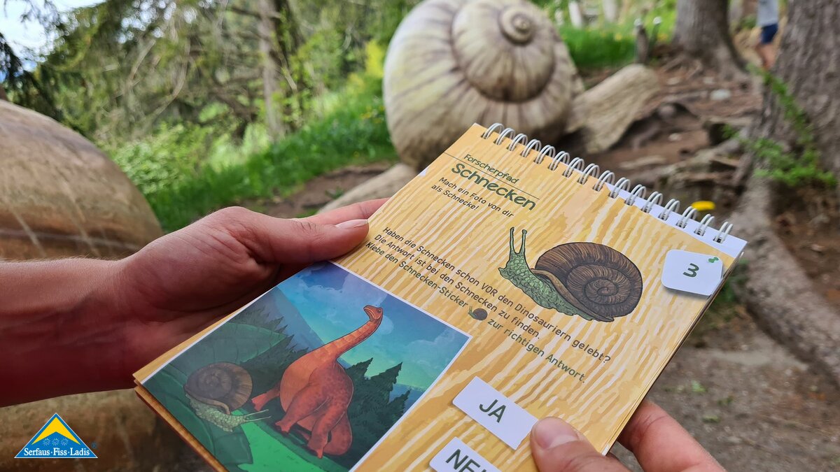 Rätselspaß am Abenteuerberg Forscherpfad in Serfaus Fiss Ladis in Tirol Österreich Familie Wandern Sommer | © Serfaus-Fiss-Ladis Marketing GmbH