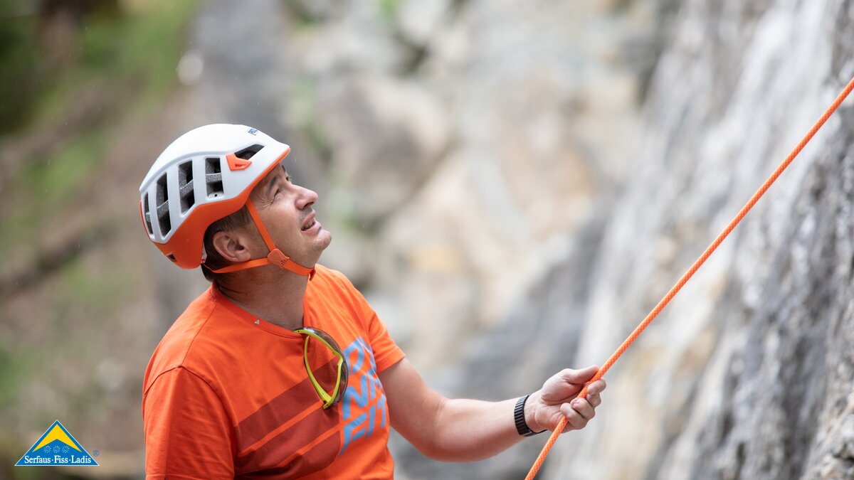 Richitig sichern klettern im Freien Tipps und Tricks Kletterkuse Familienregion Serfaus-Fiss-Ladis in Tirol | © Serfaus-Fiss-Ladis Marketing GmbH | Andreas Kirschner