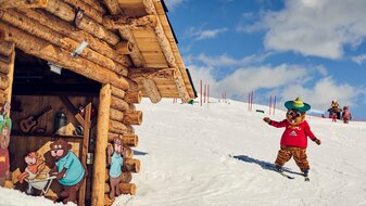 Maskottchen Murmli in Serfaus Winterurlaub in der Familienregion Serfaus-Fiss-Ladis  | © Skischule Serfaus