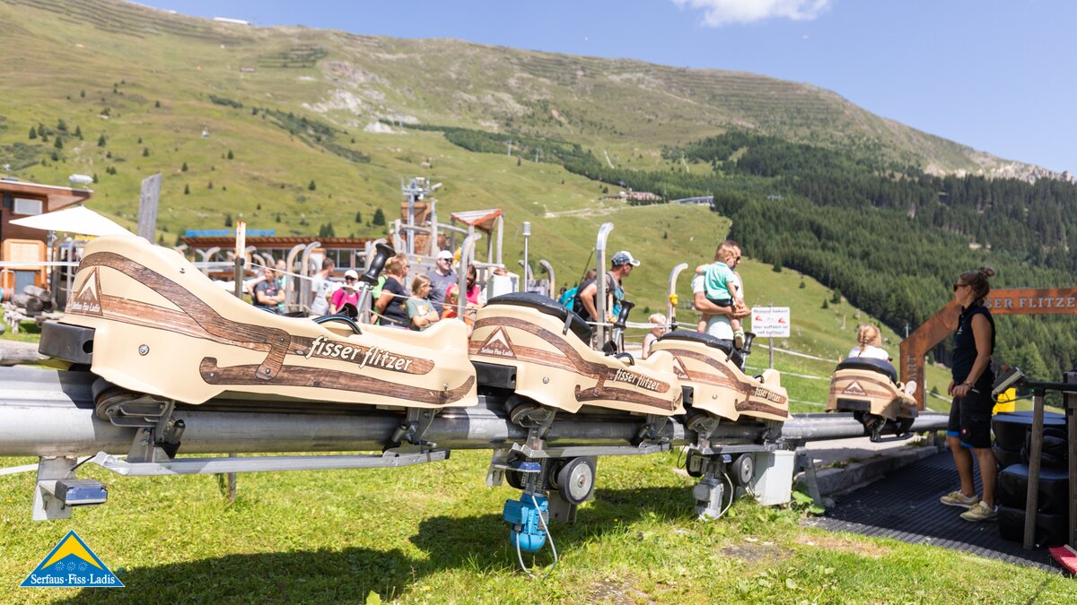 Sommerrodelbahn Fisser Flitzer Attraktionen Sommer-Funpark Fiss in Serfaus-Fiss-Ladis in Tirol | © Serfaus-Fiss-Ladis Marketing GmbH | Andreas Kirschner
