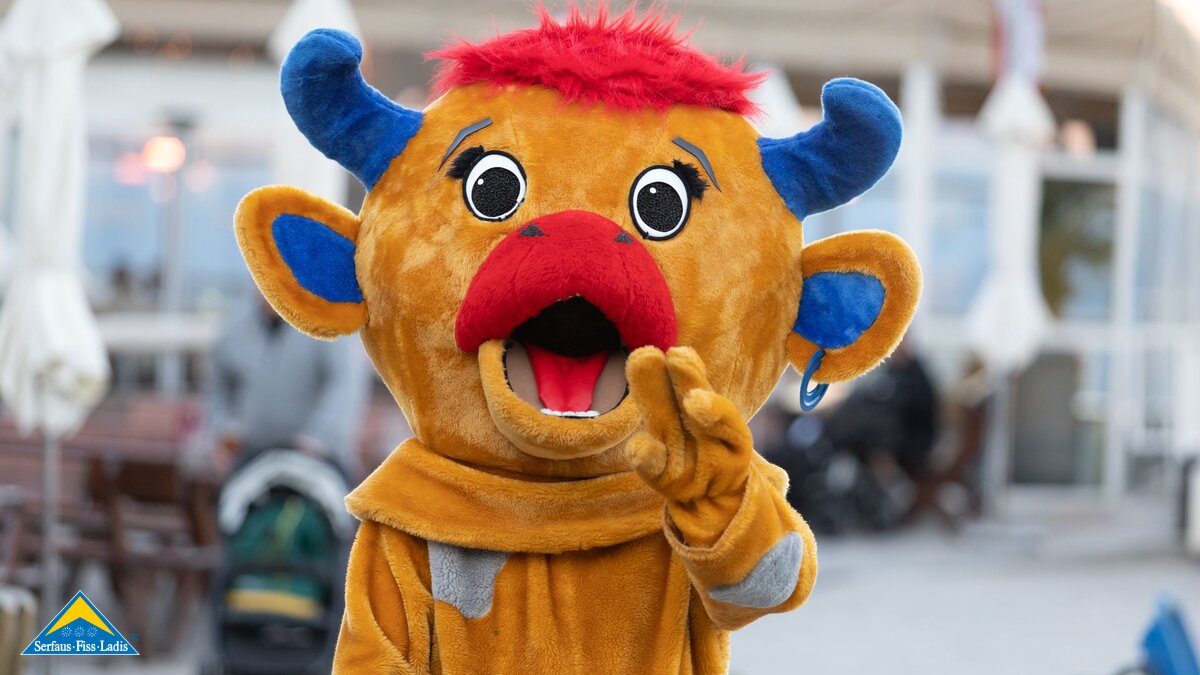 Maskottchen Berta die Kuh von Fiss Familienurlaub in Serfaus-Fiss-Ladis in Tirol | © Fisser Bergbahnen GmbH | Andreas Kirschner