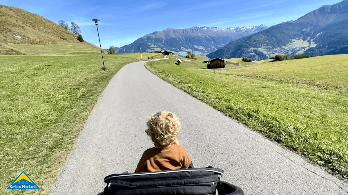 Den Wolfsee in Fiss erreicht man mit dem Kinderwagen ganz leicht.  | © unaufschiebbar.de
