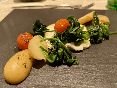 cremiger und frischer Ziegenkäse zum Abendessen in Serfaus-Fiss-Ladis | © unaufschiebbar.de