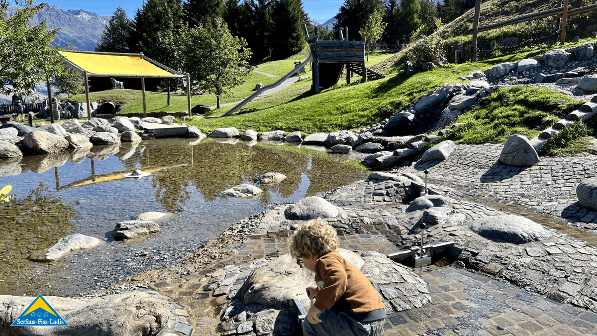 Am Wolfsee in Fiss gibt es viel zu entdecken.  | © unaufschiebbar.de