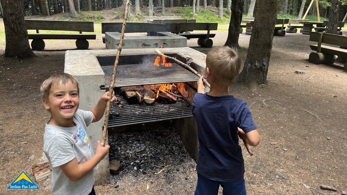Familiengrillen beim Erlebnispark Rabuschl in Fiss | © Serfaus-Fiss-Ladis Marketing GmbH | Andreas Kirschner