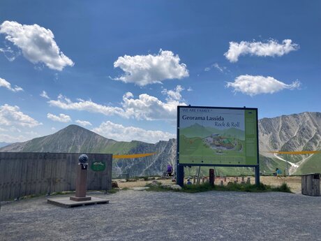 Auf geht es in das Abenteuer der Gesteine, Mineralien und Fossilien im Georama Lassida in Tirol Österreich | © Serfaus-Fiss-Ladis Marketing GmbH