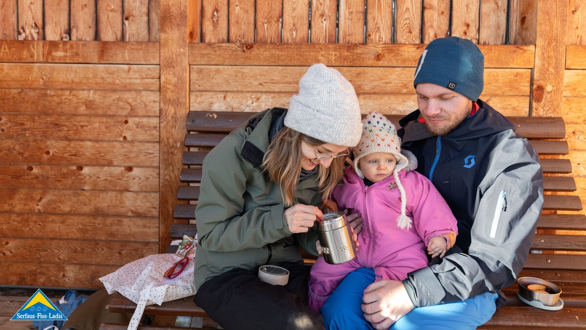 Überdachte Hütte Wohlfühlstation Pause Falterjöchl in Serfaus-Fiss-Ladis in Tirol | © Serfaus-Fiss-Ladis Marketing GmbH | Andreas Kirschner