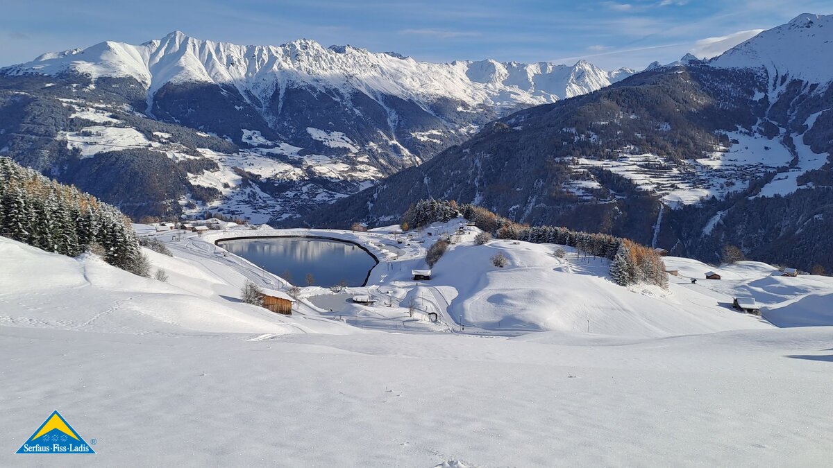 Wolfsee im Winter Winterwanderung am Ortsrand von Fiss oberhalb des Speichersees in der Region Serfaus-Fiss-Ladis | © Serfaus-Fiss-Ladis Marketing GmbH