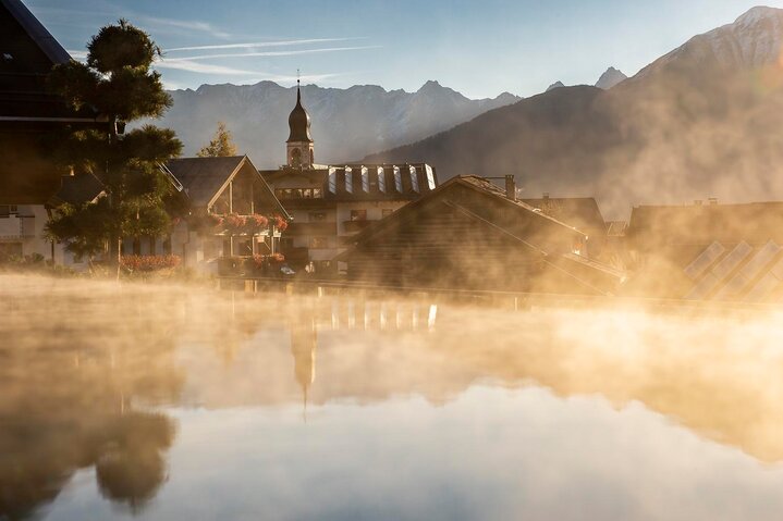 Pool Sommer Ausblick Kirche
