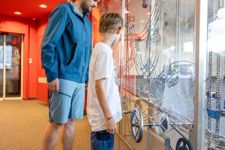 Indoor Arena (c) Fisser Bergbahnen GmbH_Fabian Sch