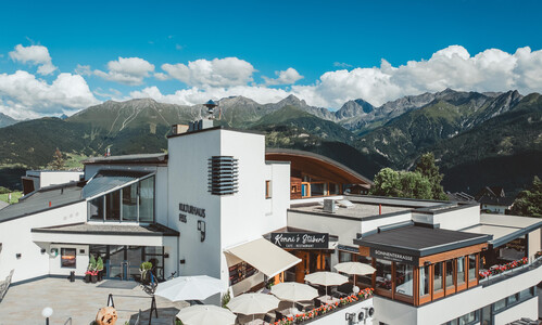 (c)_LeiterMichael_Stüberl_Terasse-1