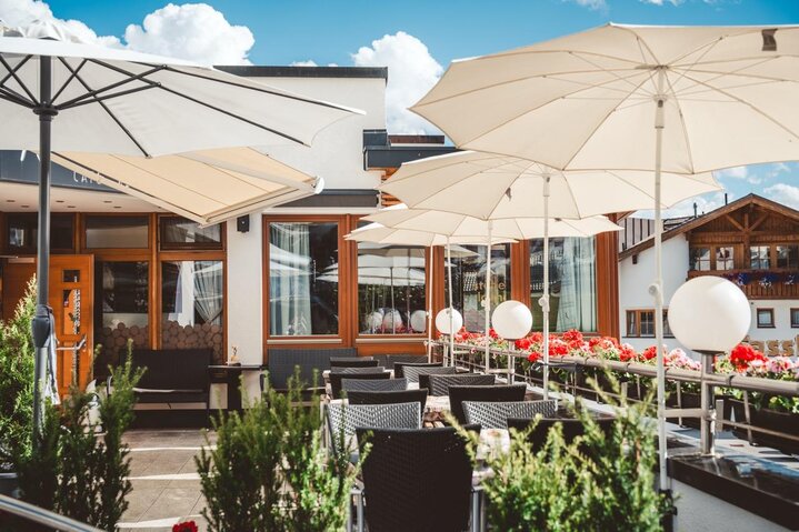 Groß ((c)_LeiterMichael_Stüberl_Terasse-34)