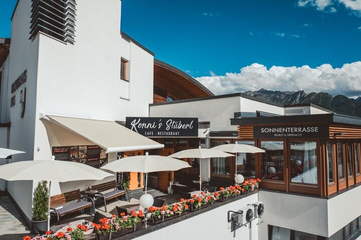 Groß ((c)_LeiterMichael_Stüberl_Terasse-3)