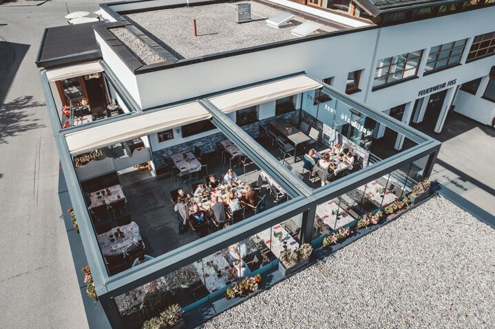 Groß ((c)_LeiterMichael_Stüberl_Terasse-6)