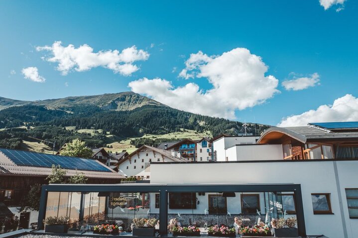 Groß ((c)_LeiterMichael_Stüberl_Terasse-10)