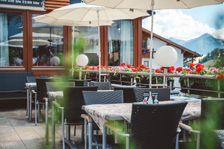 Groß ((c)_LeiterMichael_Stüberl_Terasse-15)