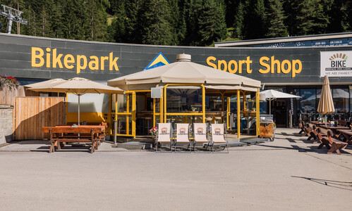 001_(C)Fabian-Schirgi__W3A0437