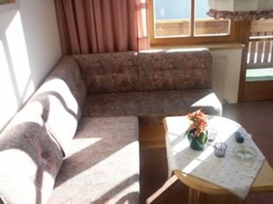 Wohnzimmer Couch